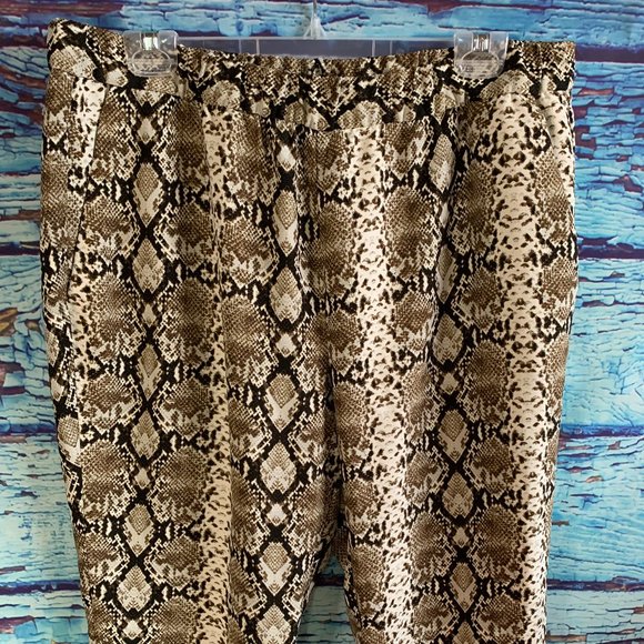 Banana Republic Snake Print Pants - Picture 3 of 7